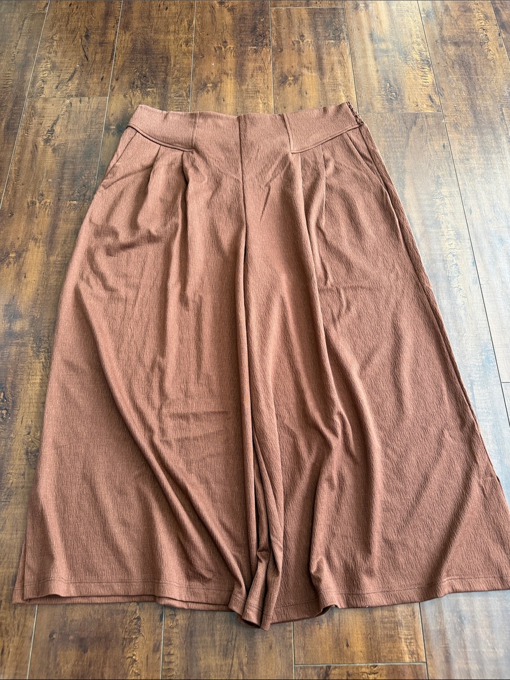 Matilda Jane Wide-Leg Capris in Rust Brown